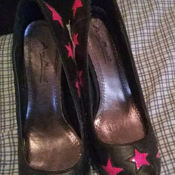 Women heels - Picture 3 of 3